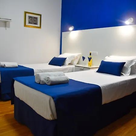 San Gines 게스트하우스 *